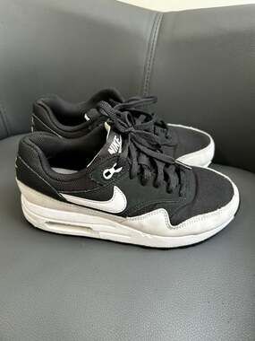 Kids Nike Air Max 1 Low GS Black White Off Noir DZ3307-008 Size 3.5Y